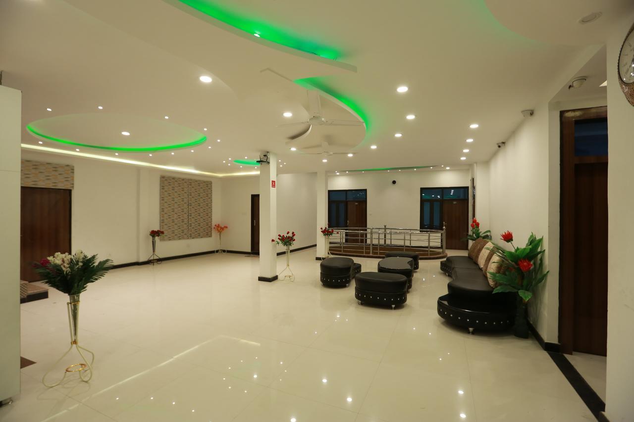 Oyo 8837 Hotel Surya Galaxy Kanpur Extérieur photo