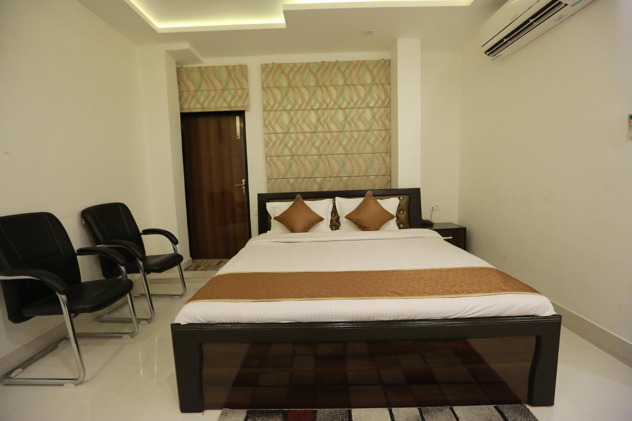 Oyo 8837 Hotel Surya Galaxy Kanpur Extérieur photo