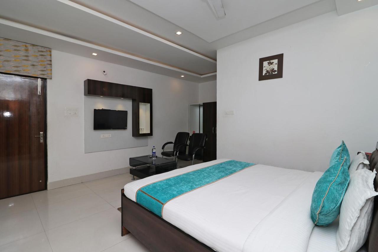 Oyo 8837 Hotel Surya Galaxy Kanpur Extérieur photo
