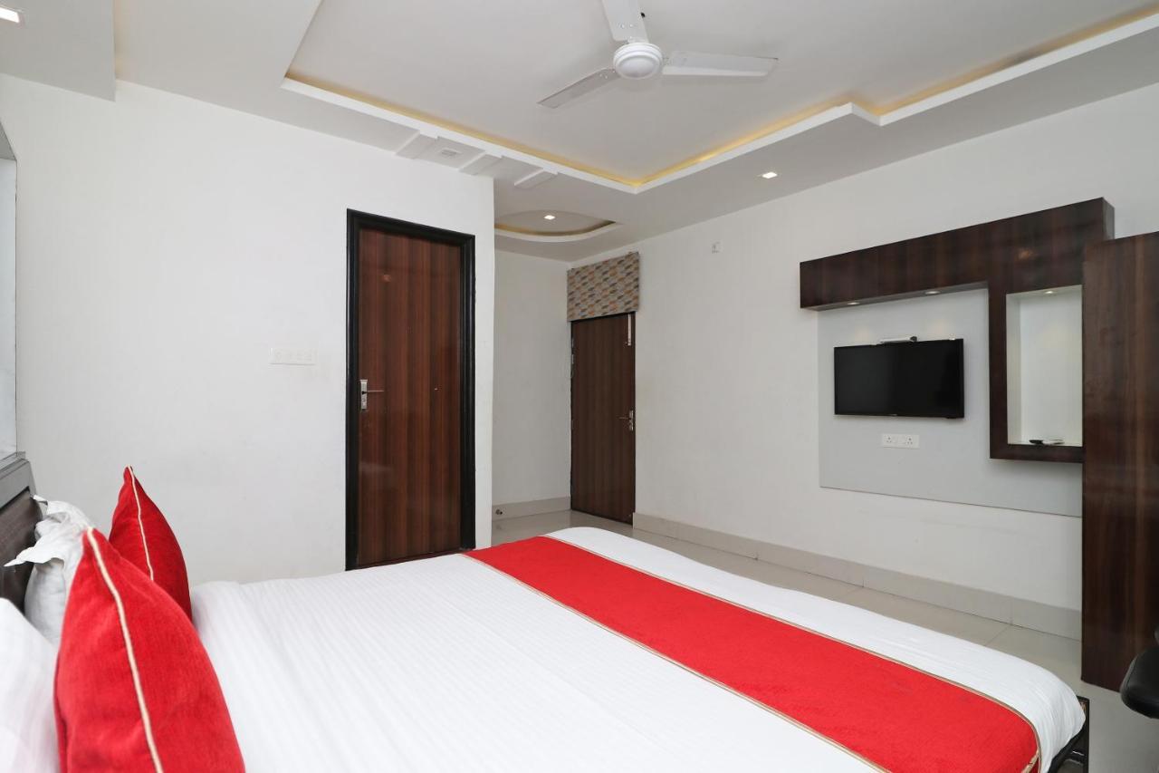 Oyo 8837 Hotel Surya Galaxy Kanpur Extérieur photo
