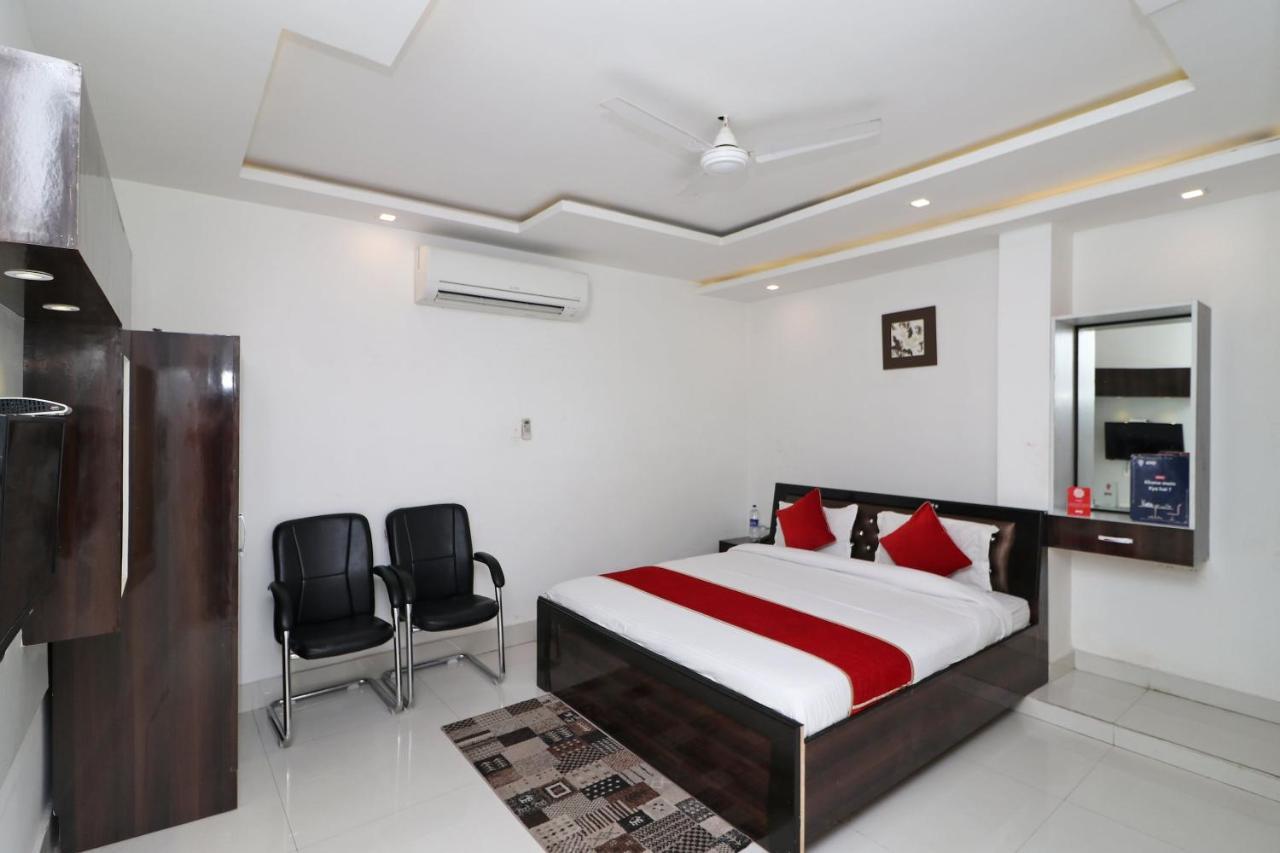 Oyo 8837 Hotel Surya Galaxy Kanpur Extérieur photo